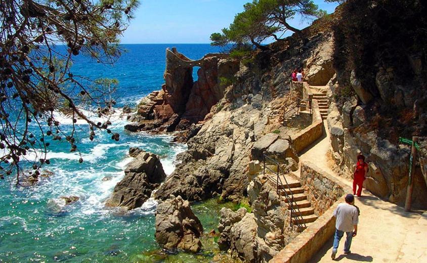 The Bb Hotel Boutique Can Colom Lloret de Mar Exterior foto